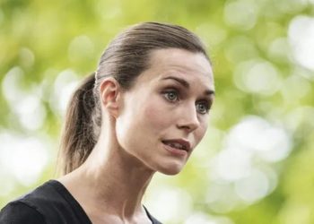 Finlandiya'da kadınlardan Başbakan Marin'e danslı destek