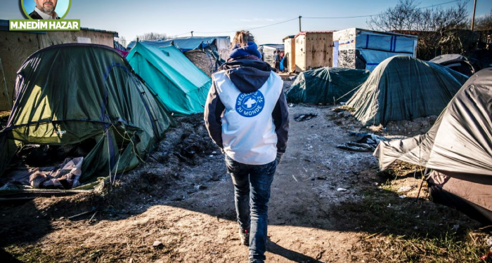 Fransızları da rüşvete alıştırdık!