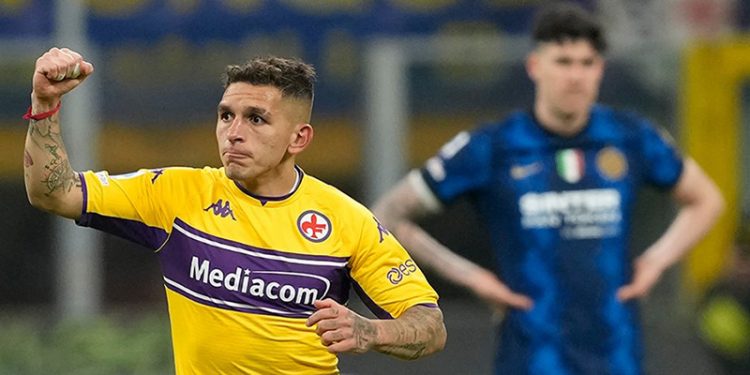 Galatasaray 6 numara için Arsenal'le masada