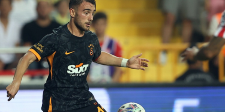 Galatasaray'da Yunus Akgün'ün maaşına 13 kat zam