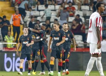 Galatasaray'ın rakibi Giresunspor; gözler Mertens ve Torreira'da