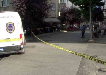 Gazi Mahallesi'nde bir kahvehane silahlı saldırıya uğradı