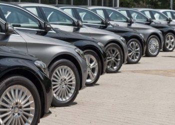 Gençlik ve Spor Bakanlığı'ndan 209 milyonluk araç saltanatı