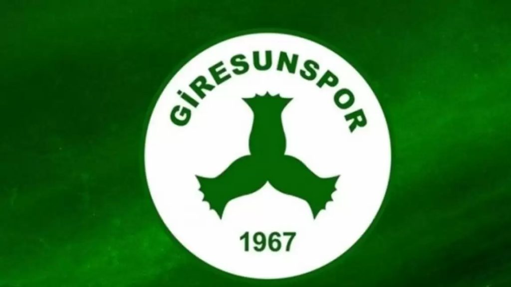 Giresunspor'dan taraftarın Canikli protestosuna ilişkin açıklama: Giresunspor’a siyaset bulaştırmayacağız