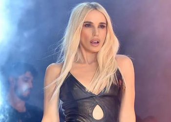 Gülşen özür diledi: Eleştirdiğim radikal uca kendimin savrulduğunu görüyorum