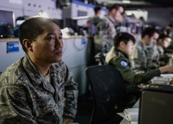 Güney Kore ve ABD, son yılların en büyük askeri tatbikatına başladı