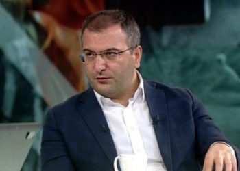HDP'lilere hakaretten ceza alan Küçük: Erdoğan’ı savunanlar için mahkeme acele karar veriyor