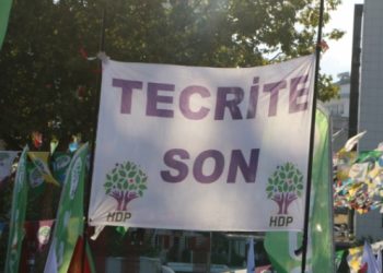 Hasta tutuklulara &ouml;zg&uuml;rl&uuml;k talebi