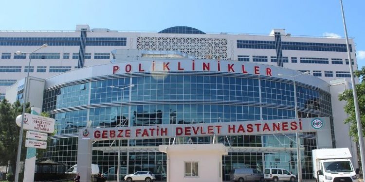 Hemşirenin burnunu kıran saldırgan, ifadesi alınıp serbest bırakıldı