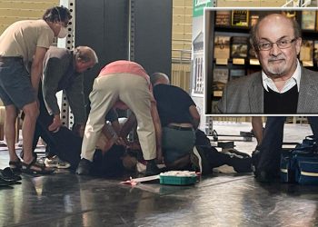 Hizbullah'tan Salman Rüşdi açıklaması: Saldırıyla ilgili bilgimiz yok