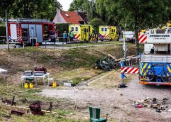 Hollanda’da mahalle pikniğine kamyon daldı: 6 ölü