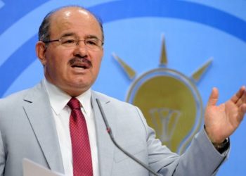 Hüseyin Çelik: AKP'nin MHP ile iş birliğini 'cinnet hali' olarak görüyorum