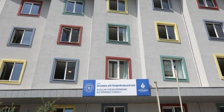 İBB üniversite yurt başvuruları 22 Ağustos'ta başlıyor