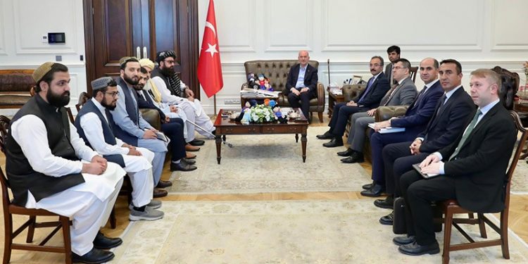 İçişleri Bakanı Soylu Taliban heyetiyle görüştü