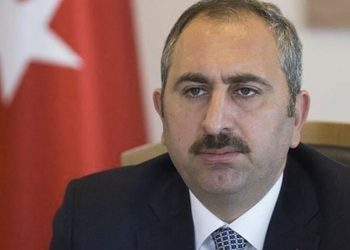 İddia: Eski Bakan Abdülhamit Gül, Antep Büyükşehir Belediye Başkanlığı'na aday olacak