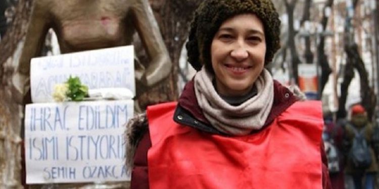 İhraç akademisyen Nuriye Gülmen’e uygulanan tecridin kaldırılması için destek çağrısı
