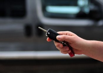 İkinci el otomobil satışında yeni d&uuml;zenleme y&uuml;r&uuml;rl&uuml;ğe girdi