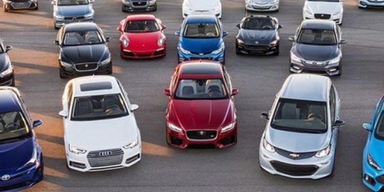 İkinci el otomobilde 6 ay ve 6 bin kilometre kısıtlaması yargıya taşınıyor