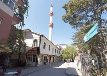 İmam ve müezzine 'zimmet' soruşturması