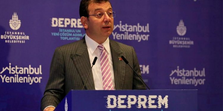 İmamoğlu'ndan riskli yapılar için 'kira yardımı' duyurusu