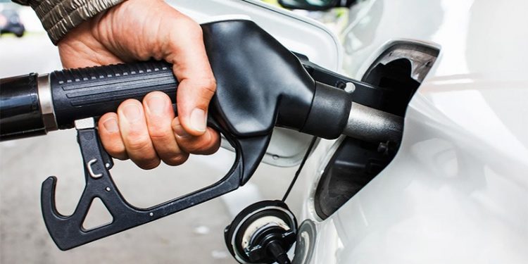 İptal edilmişti, bu kez tarih verildi: Motorine büyük zam geliyor