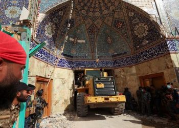 Irak'ta Şii türbesinin çatısı çöktü: Enkazdan 7 kişinin cansız bedeni çıkarıldı