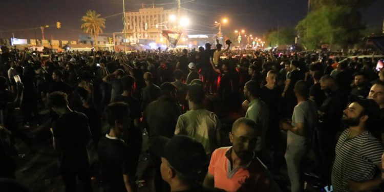 İran: Irak ile tüm kara sınırları kapatıldı, Bağdat'a uçuşlar durduruldu