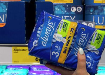 İskoçya kadınlara ücretsiz ped sağlayan ilk ülke oldu