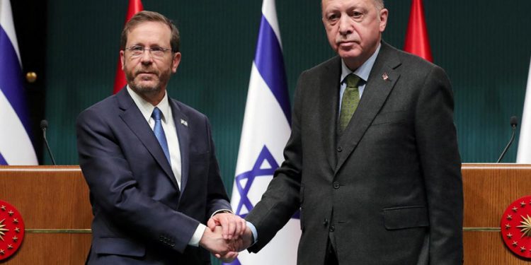 İsrail Başbakanı Lapid: İsrail-Türkiye ilişkilerinde tamamen normalleşmeye dönüyoruz