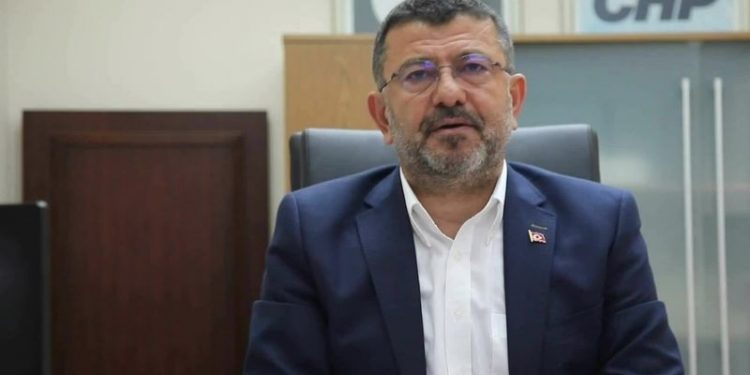 'İşsizlik verilerinde TÜİK yine İŞKUR'a yakalandı, yarım milyonluk farkın izahı yok'