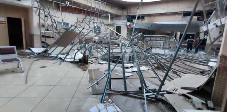 İstanbul Anadolu Adliyesi’nde asma tavan çöktü