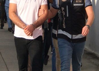 İstanbul’da cemaat operasyonu: 21 gözaltı