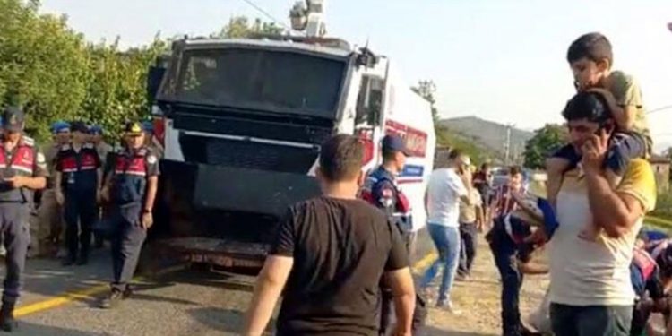 JES eylemi yapılan mahalleye giriş ve çıkışlar yasaklandı