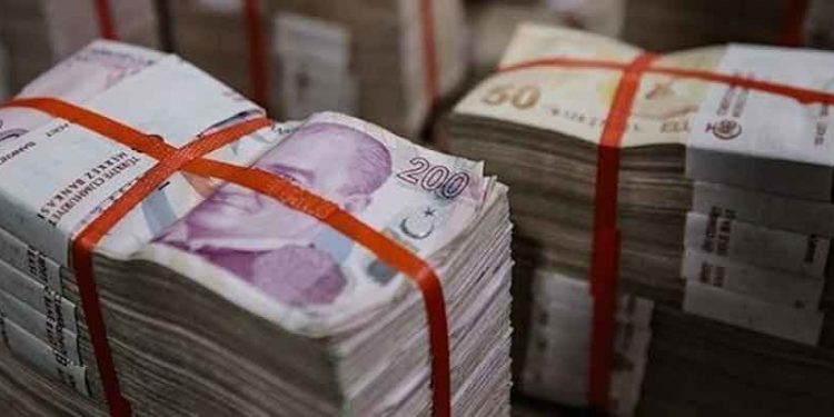 Kamu idarelerinin bütçe giderleri açıklandı: Ticaret Bakanlığı dışında diğerlerinin harcamaları arttı