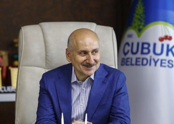 Karaismailoğlu, İmamoğlu'nu hedef aldı: Vatandaşımız bunların ne kadar liyakatsız olduğunu gördü