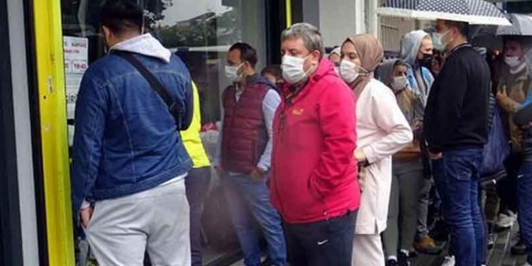 Kayıtlı işsiz sayısı Temmuz'da yıllık bazda 542 bin kişi arttı