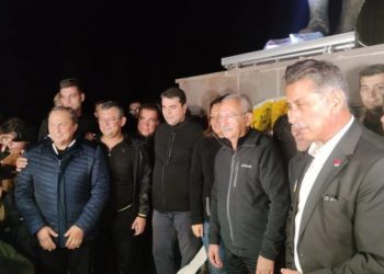 Kılıçdaroğlu, Kocatepe yürüyüşünü tamamladı