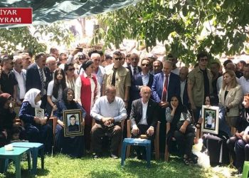 Kılıçdaroğlu Roboski aileleri ile görüştü: Aydınlatılmadan helalleşemeyiz