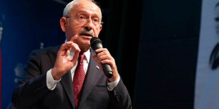 Kılıçdaroğlu bu kez borsada 'soyulan' küçük yatırımcıya seslendi: Telafi edeceğiz