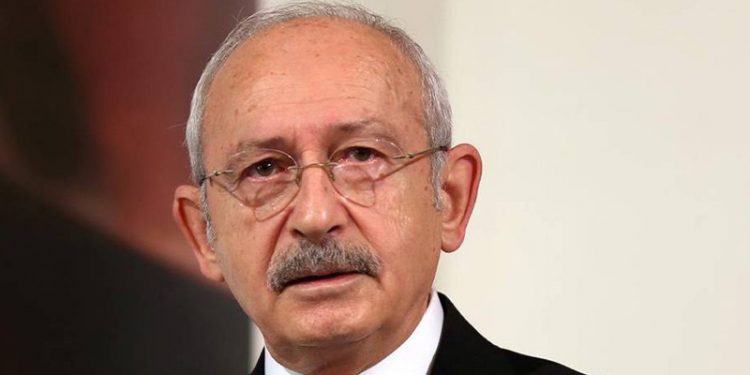 Kılıçdaroğlu'ndan Gülşen tepkisi: Ey vatan kurtaran savcı ve hakim, "Çürükler, adiler, s**tükler, cibilliyetsizler..." bunlar kimin laflarıdır?