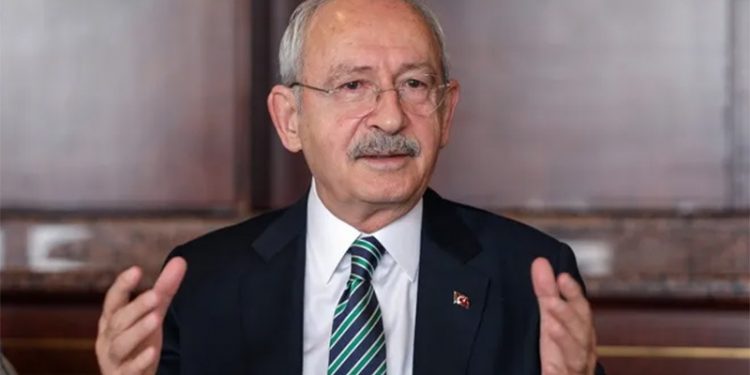 Kılıçdaroğlu'ndan Nebati'ye: Gazetelerinize gece yarısı manşet değiştirtmişsiniz