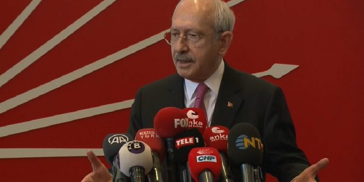 Kılıçdaroğlu’ndan Peker’in iddialarına suç duyurusu: ‘Vatan kurtaran savcı ve hakim, haydi göreyim sizi’