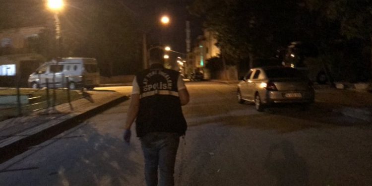 Kocaeli'de korkunç olay! 16 yaşındaki genç boynundan bıçaklandı