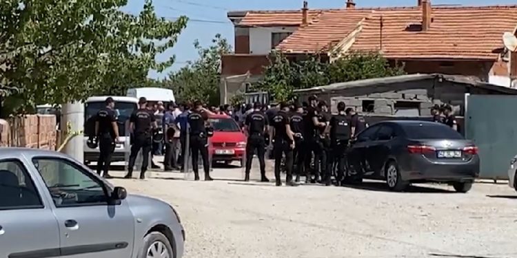 Konya’da iki aile arasında silahlı kavga: 2 ölü, 3 yaralı