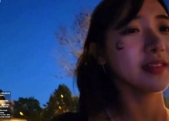 Koreli turist canlı yayında yine taksici tarafından dolandırıldı