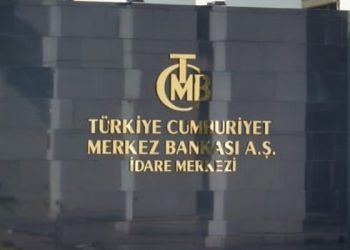 Kredi düzenlemesi sonrası açılış: Risk primi 800 puanı aştı, tahvil getirileri sert düştü