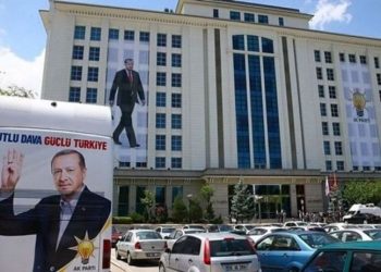 Kulis: AKP de oy kaybettiğini saha gözlemleriyle tespit etti, ikna ekipleri kurdu