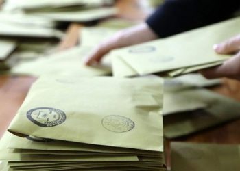 Kulis: AKP se&ccedil;im i&ccedil;in 'ikna' ekipleri kurdu