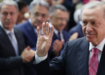 Kulis: AKP, ‘yandaş bilinmeyen’ gazeteci ve siyasetçilerle anlaştı