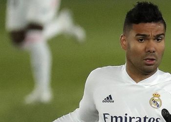 Manchester United'a transfer olan Casemiro, gözyaşlarıyla Real Madrid'e veda etti